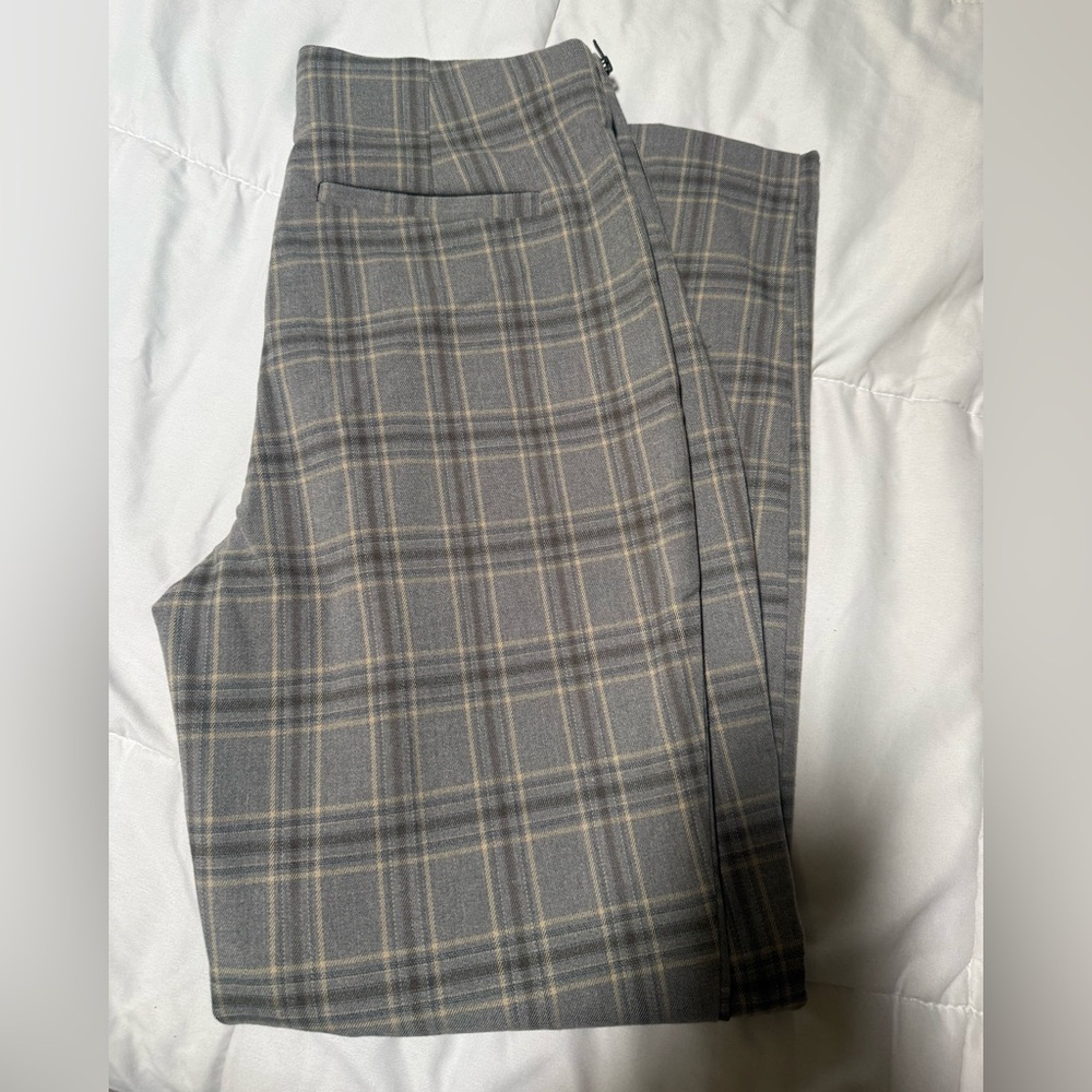 Nine West Gray Plaid Trousers